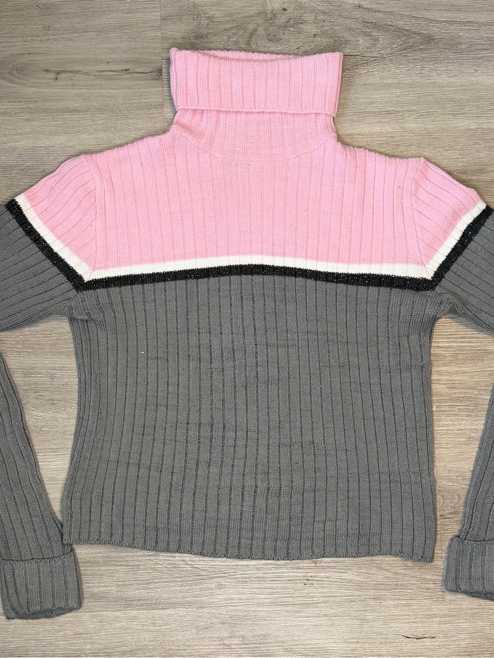 Colorblock Ribbed Turtleneck Sweater - Pink & Gray